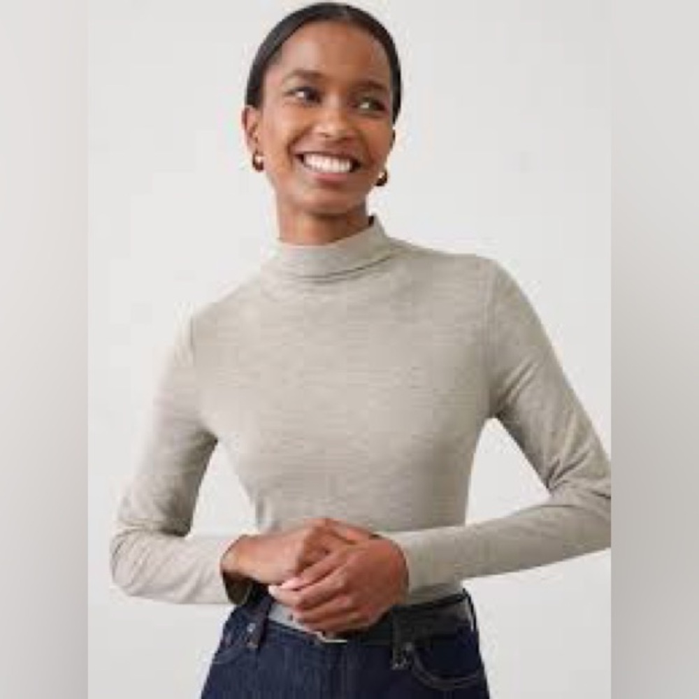 GAP Soft Stretch Knit Turtleneck Long Sleeves